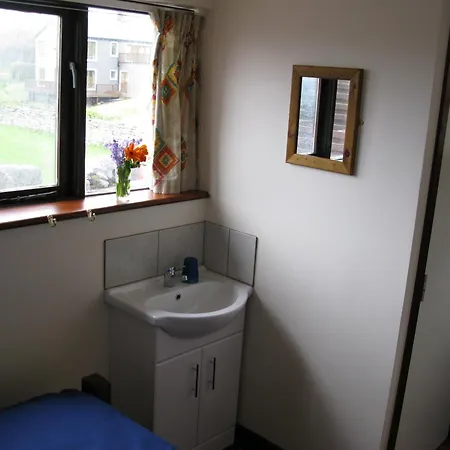 Aille River Tourist Hostel And Camping Doolin Hostel
