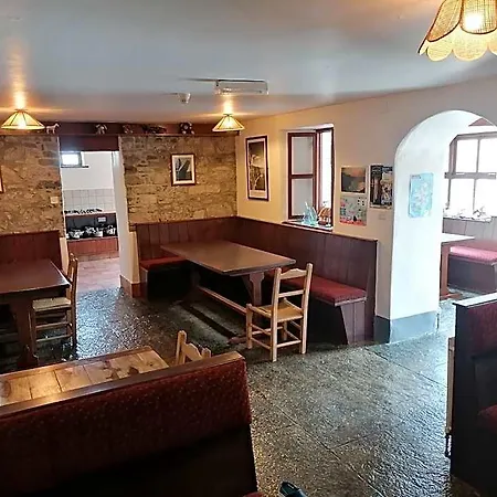 Aille River Tourist And Ostello Doolin