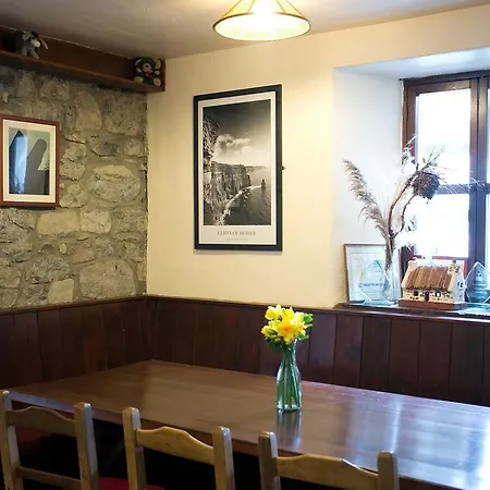 Ostello Aille River Tourist And Doolin