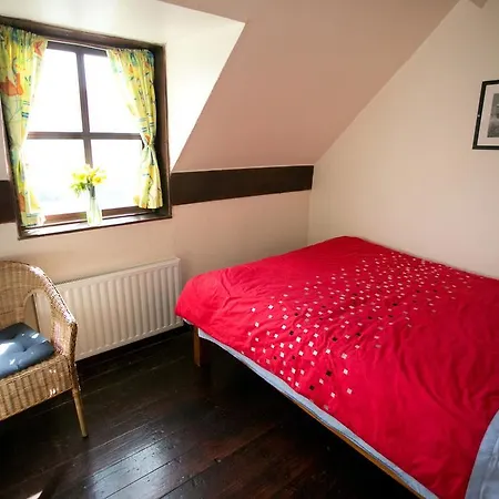 Aille River Tourist Hostel And Camping Doolin Doolin