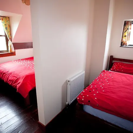 Hostel Aille River Tourist Hostel And Camping Doolin