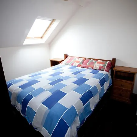 Aille River Tourist Hostel And Camping Doolin Doolin