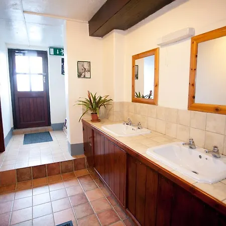 Hostel Aille River Tourist Hostel And Camping Doolin