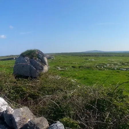 Aille River Tourist Hostel And Camping Doolin