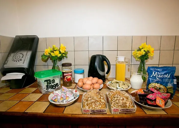 Aille River Tourist Hostel And Campsite Doolin Doolin