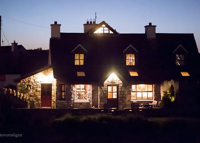 Aille River Tourist Hostel And Campsite Doolin Hostel *