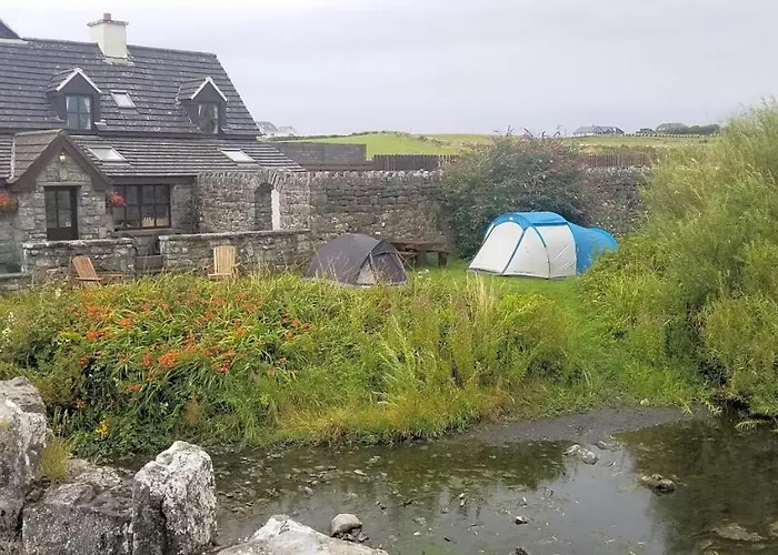 Aille River Tourist And Hostel *